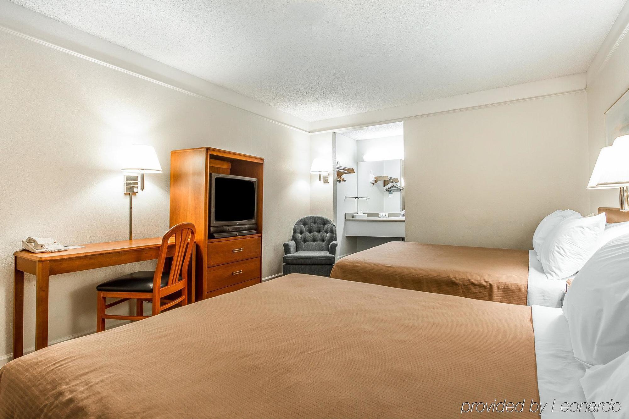 Quality Inn Stockton Exterior photo