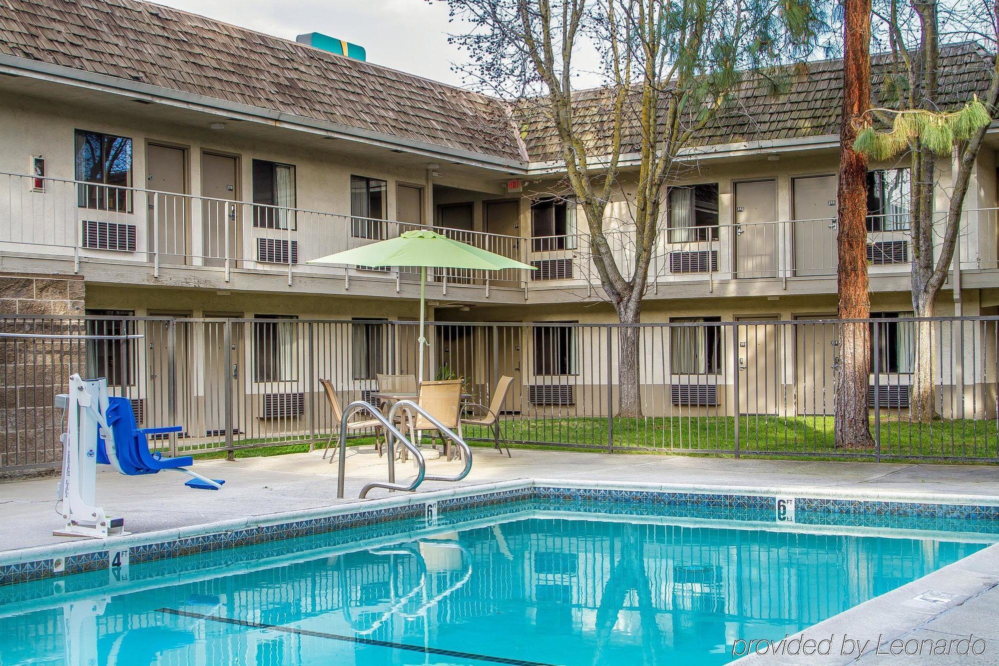 Quality Inn Stockton Exterior photo