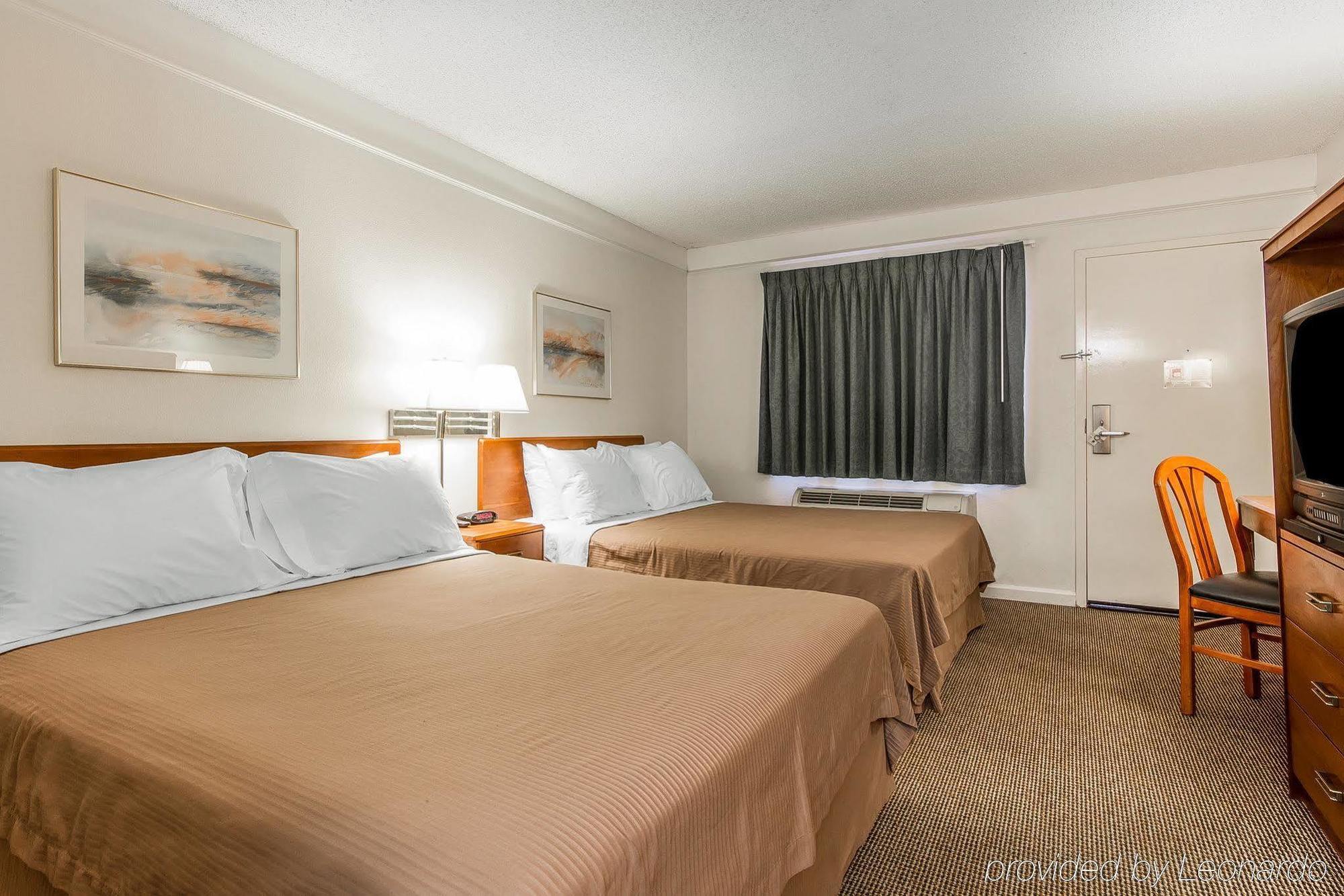 Quality Inn Stockton Exterior photo