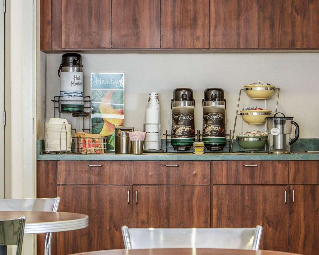 Quality Inn Stockton Restaurant photo