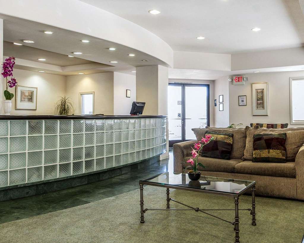 Quality Inn Stockton Interior photo